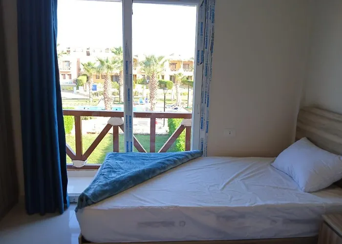 Mountain View Sokhna 1,villa 4rooms, Direct To Pool, 300 M To & Dayra Camp, Families Only Chalet *