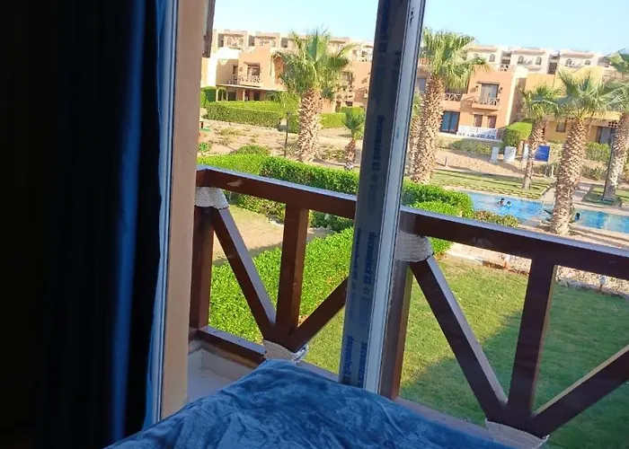 Chalet Mountain View Sokhna 1,villa 4rooms, Direct To Pool, 300 M To & Dayra Camp, Families Only