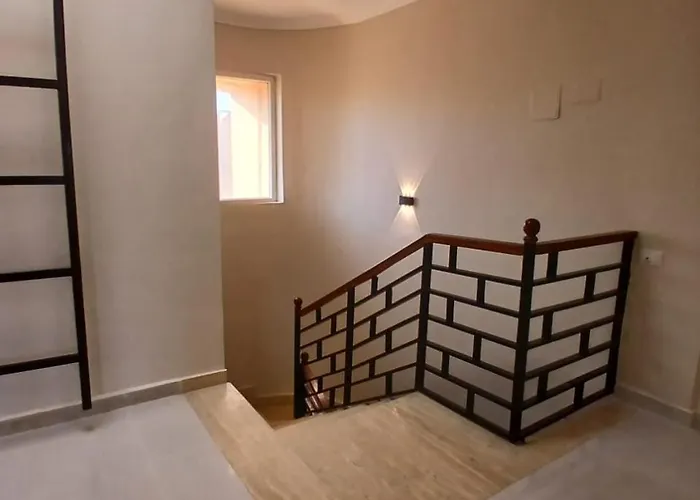 Mountain View Sokhna 1,villa 4rooms, Direct To Pool, 300 M To & Dayra Camp, Families Only *