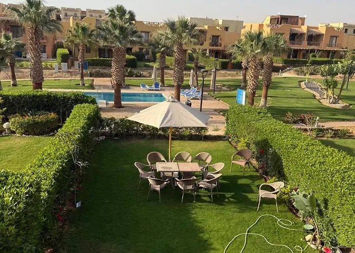 Mountain View Sokhna 1,villa 4rooms, Direct To Pool, 300 M To & Dayra Camp, Families Only Chalet *