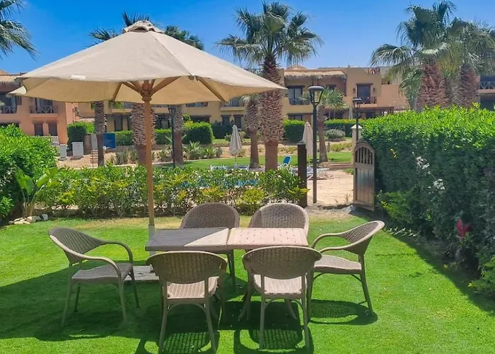 Chalet Mountain View Sokhna 1,villa 4rooms, Direct To Pool, 300 M To & Dayra Camp, Families Only