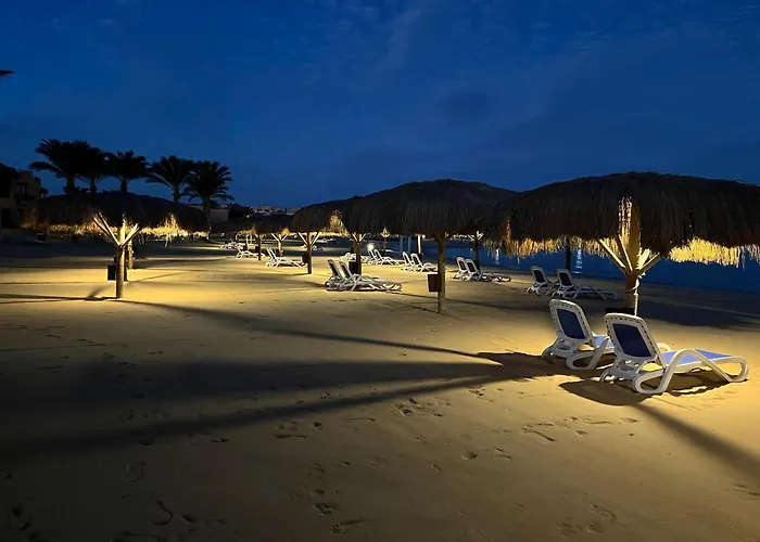Chalet Mountain View Sokhna 1,villa 4rooms, Direct To Pool, 300 M To & Dayra Camp, Families Only
