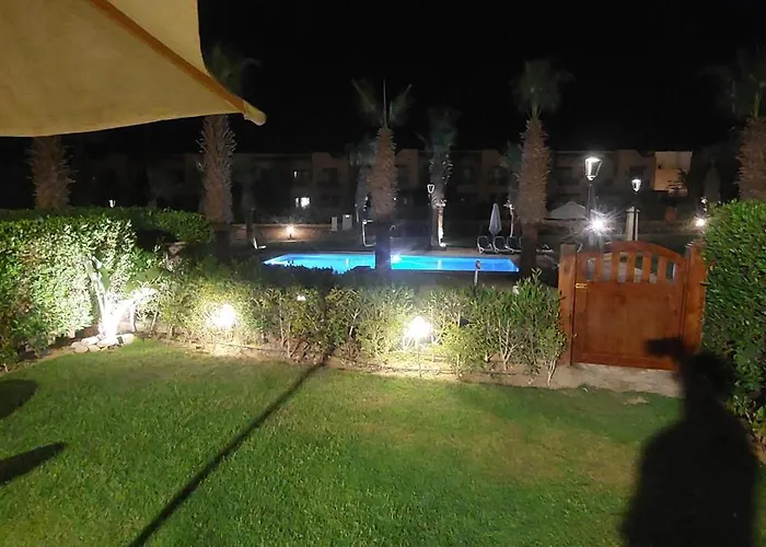 Alpesi faház Mountain View Sokhna 1,villa 4rooms, Direct To Pool, 300 M To & Dayra Camp, Families Only Ajn-Szuhna