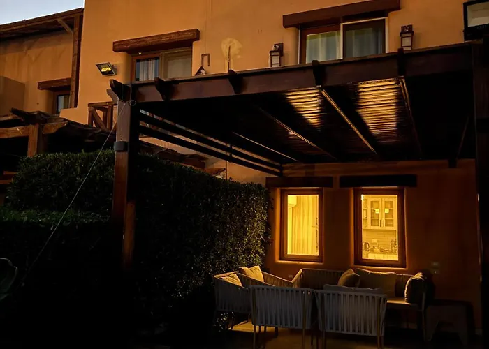 Mountain View Sokhna 1,villa 4rooms, Direct To Pool, 300 M To & Dayra Camp, Families Only Alpesi faház *